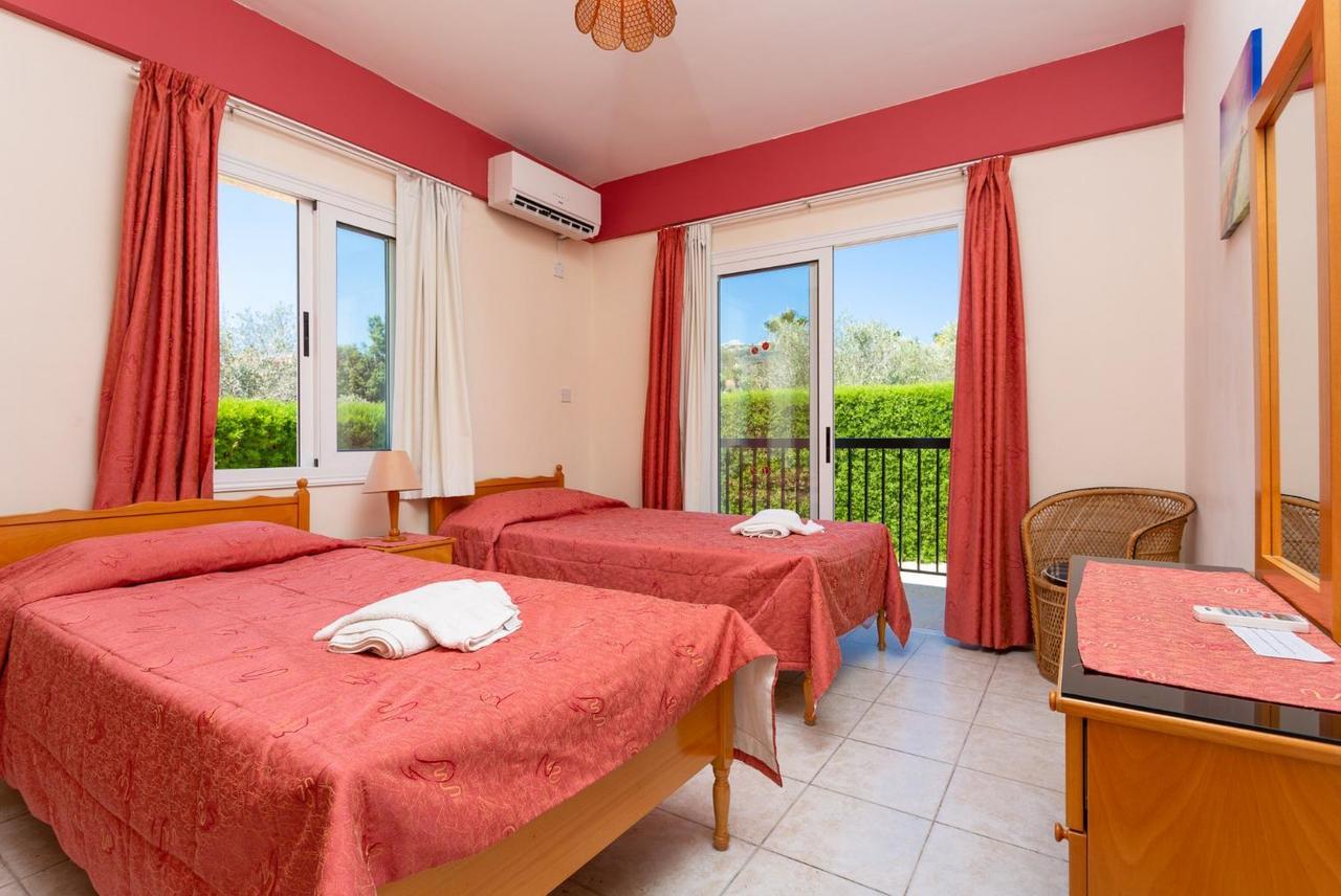Villa Chrystalla Neo Chorio Bagian luar foto